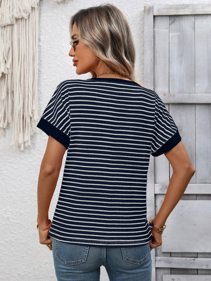 Striped Knit Tee Casual Oversized Boutique T Shirt: White / 65%Viscose+35%Polyester / XL