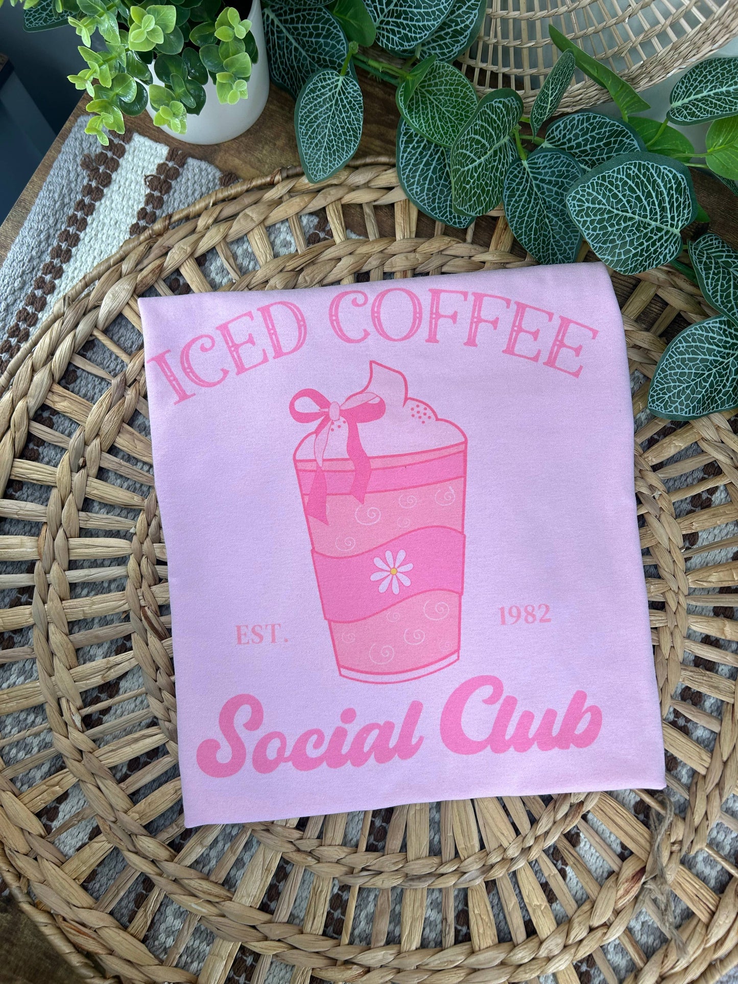 Pink Ice Coffee -Tshirt: Gilden-Pink / S