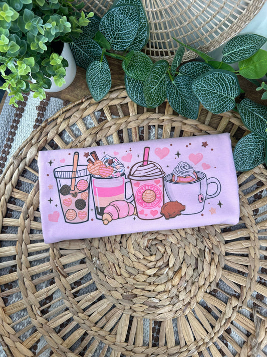 Pink Chisme y Cafecito T-shirt: Gilden-Pink / S